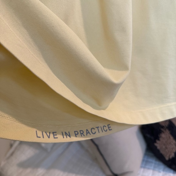 Mens Lululemon Polo - Picture 4 of 4